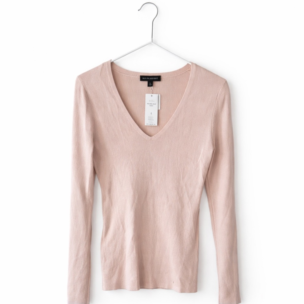 NWT Banana Republic Blush Long Sleeve V-Neck Top - Picture 1 of 5